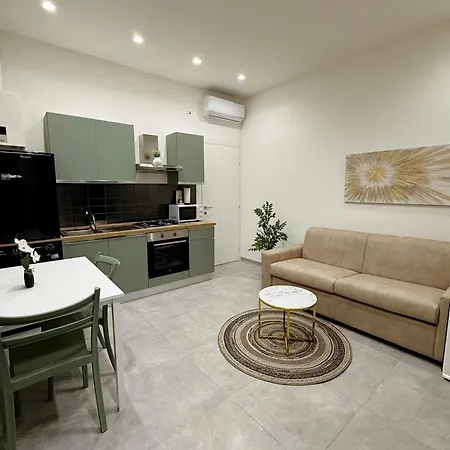 Housestellina * Perugia